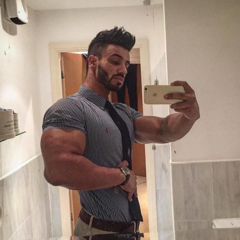 Best Outfit Ideas for Muscular Men 2021 Men's Fashion & Styles